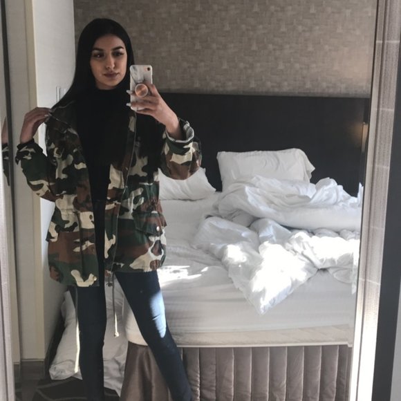 Camouflage ( Camo ) jacket - Picture 3 of 4